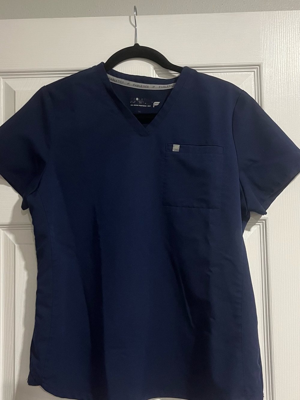 *set* Fabletics Women’s Navy Drawstring Jogger Scrub Set - Picture 4 of 6